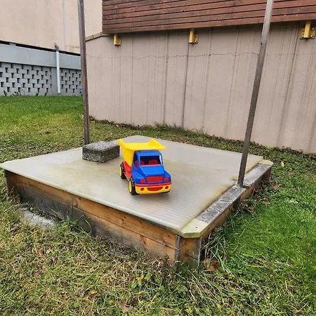 Sonnenschein2l Mit Terrasse Und Garten Friedrichshafen