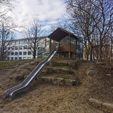 Sonnenschein2l Mit Terrasse Und Garten Friedrichshafen