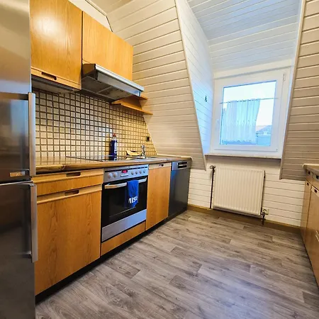 Sonnenschein2l Mit Terrasse Und Garten Friedrichshafen