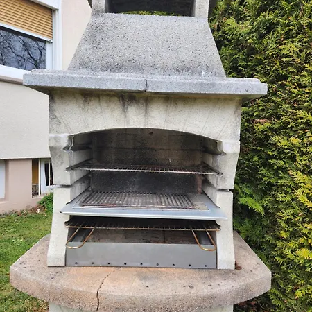 Sonnenschein2l Mit Terrasse Und Garten